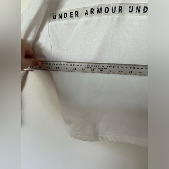 White Hooded Under Armour Hoodie - Picture 3 of 6
